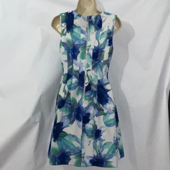 Vince Camuto Dress, Size 4, Great for a summer party! - Picture 3 of 8